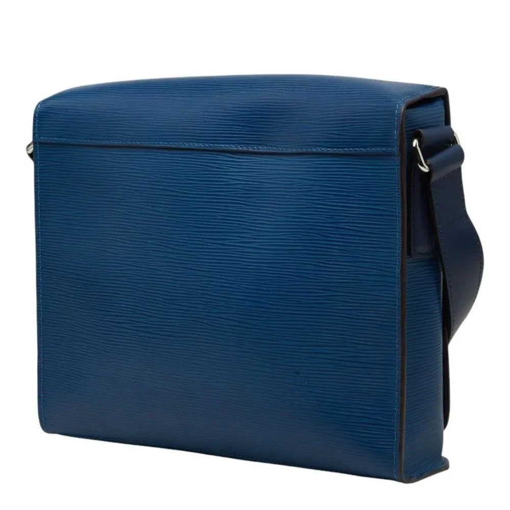 Louis Vuitton Harrington Messenger PM